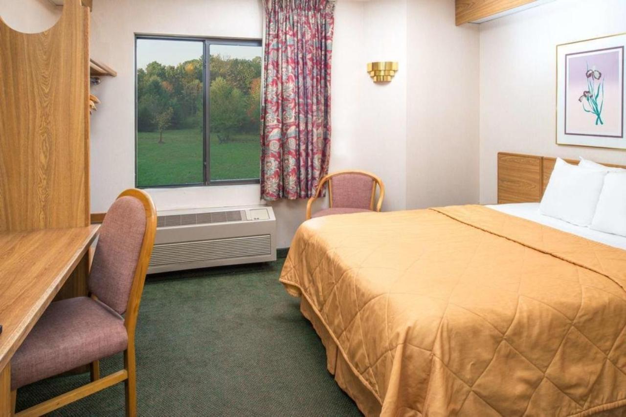 Oyo Hotel Lincoln Airport Ne, Hwy 80 Luaran gambar